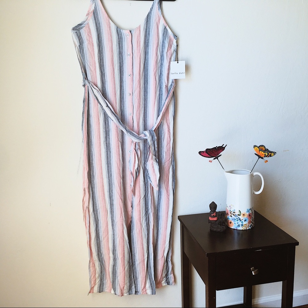 Sleeveless open side & front